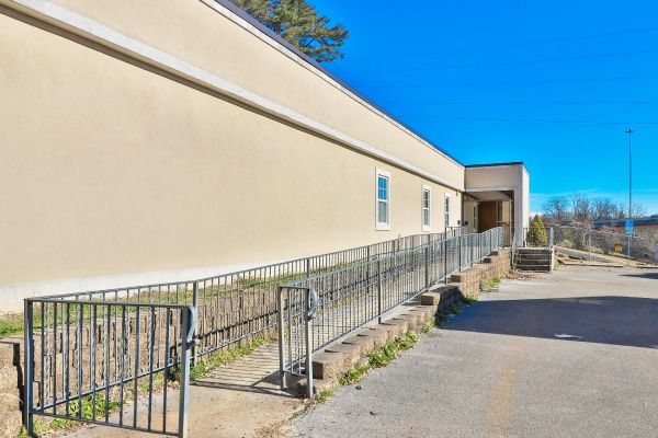 Under Renovations Now! - 13,440 Flex Space: 3901 Papermill Drive, Knoxville, TN 37909